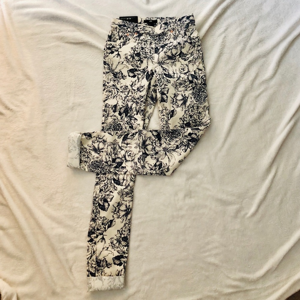 Floral Super Slim Pants